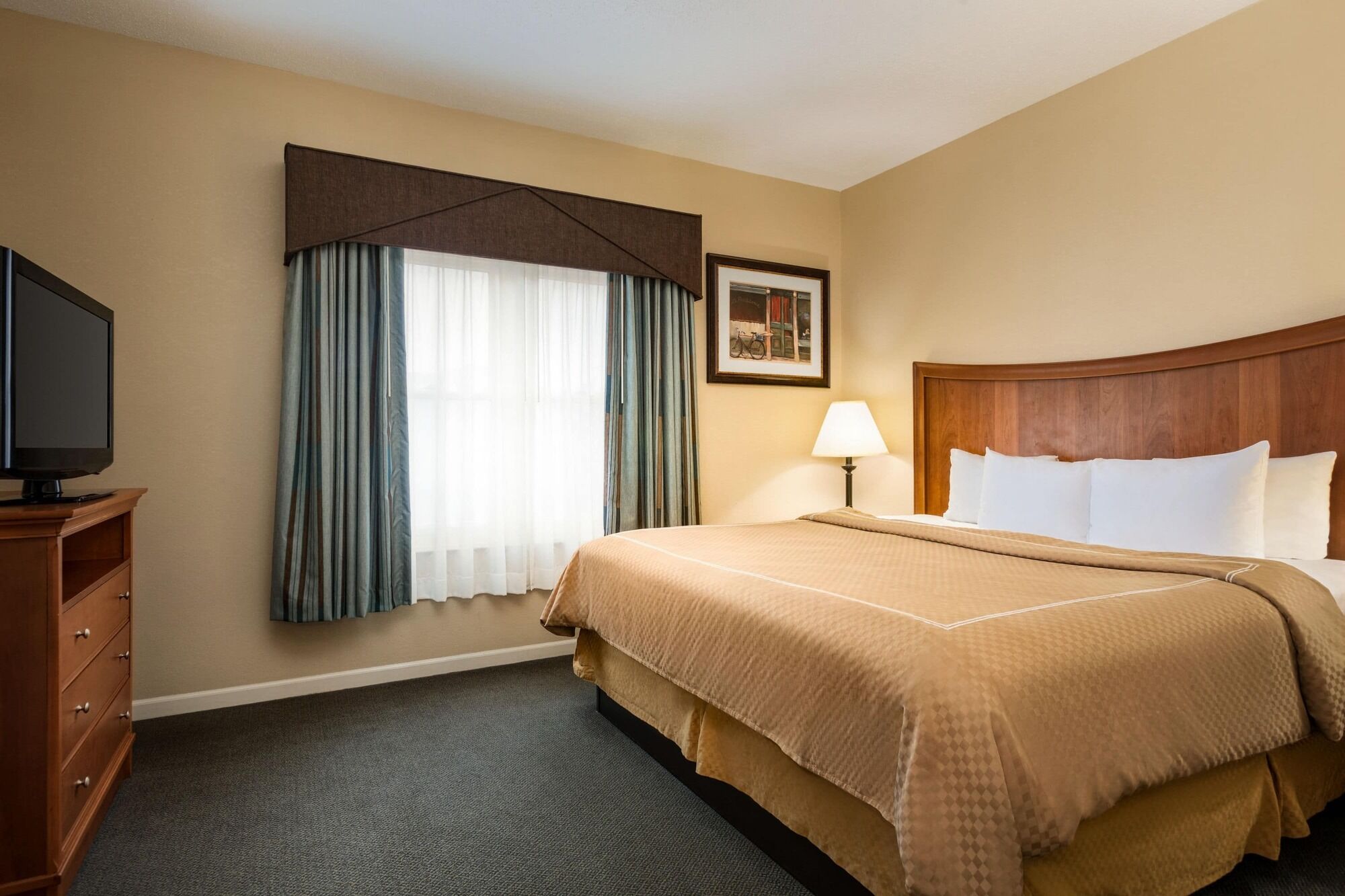Baymont By Wyndham Indianapolis Northwest Hotel Exterior photo